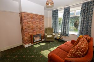 Dining Room- click for photo gallery